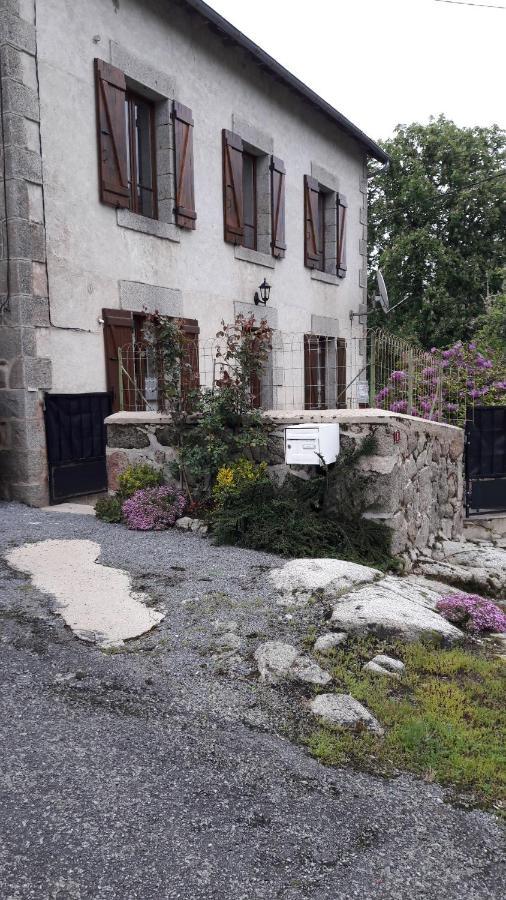 La Maison Du Mas Rando Saint-Georges-Nigremont Exterior photo